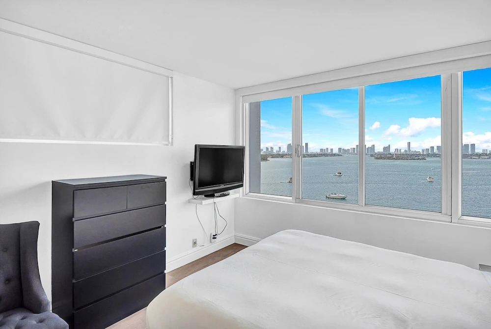 1100 West Avenue By MWG Hospitality