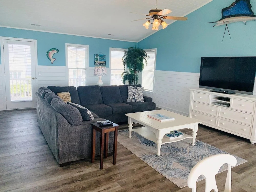 Aly Miguel - 4 Br Home