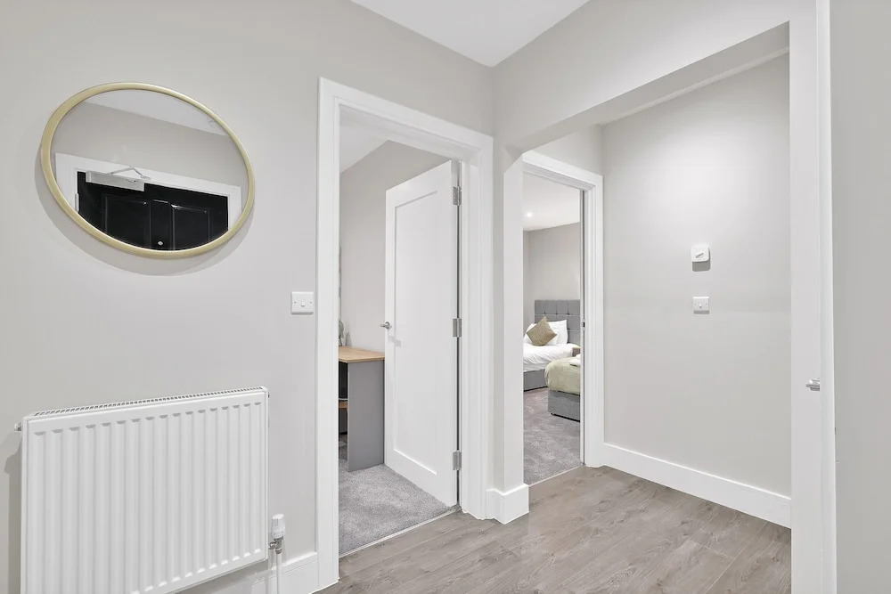 Crown Place 2 & 3 Bedroom Luxury Apts