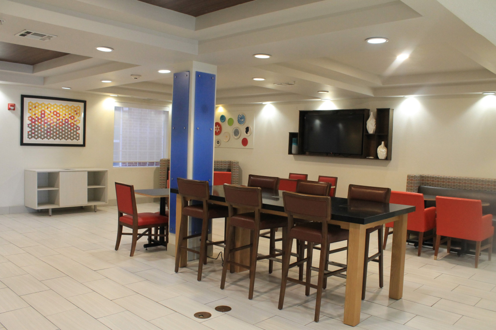 Holiday Inn Express & Suites Levelland by IHG
