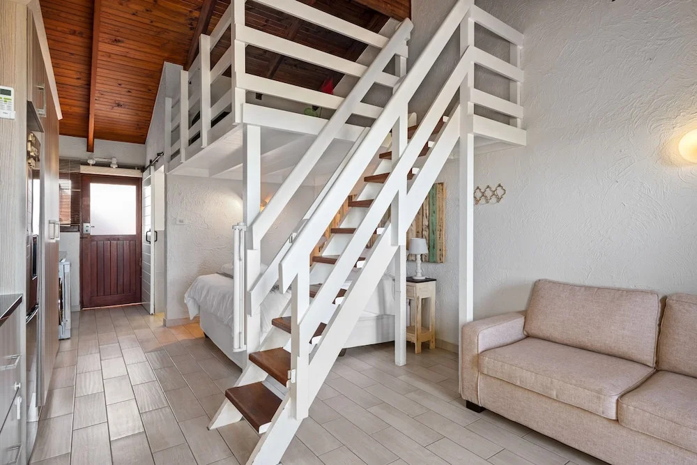 San Lameer Villa 2523 - Bachelor Studio - 2 pax - San Lameer Rental Agency