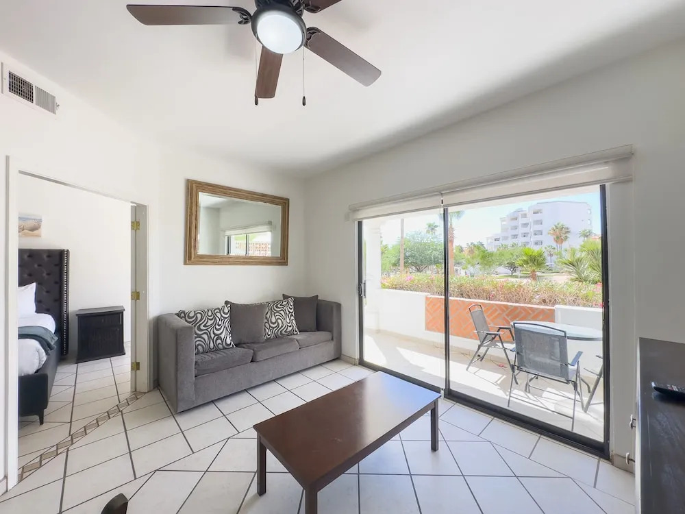 Casa Blanca Golf Villas