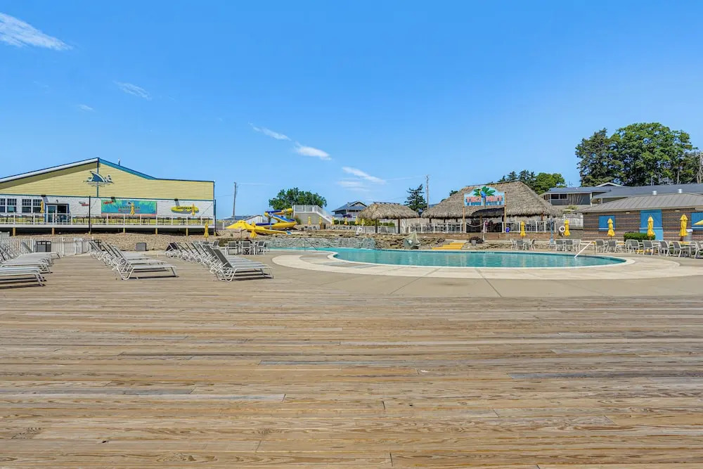 Margaritaville Osage Beach Home w/ Lake Views