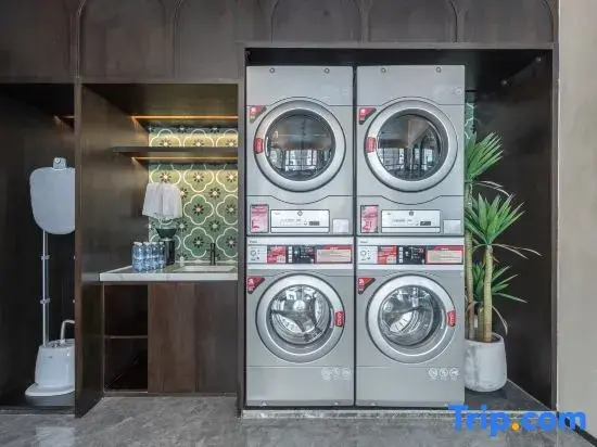 MEHOOD LESTIE Hotel (Kashgar Donghu Park)