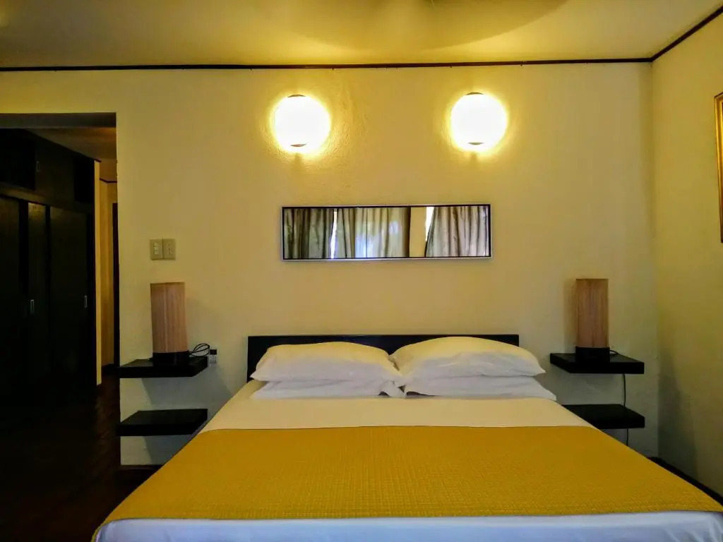Angelina Beach Resort & Italian Restaurant Malapascua