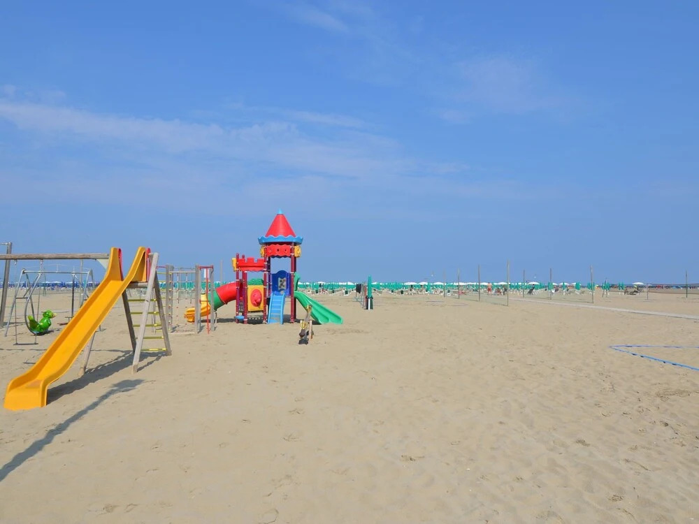 Apartment Suitable for Families in a Cozy Seaside Resort