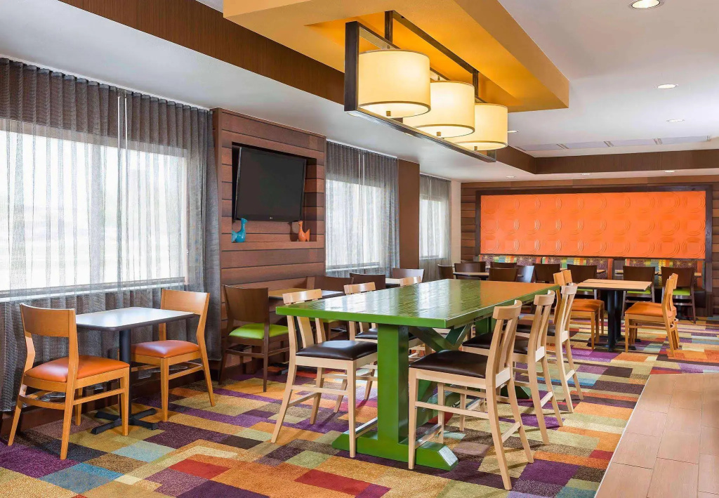 Fairfield Inn & Suites Mansfield Ontario