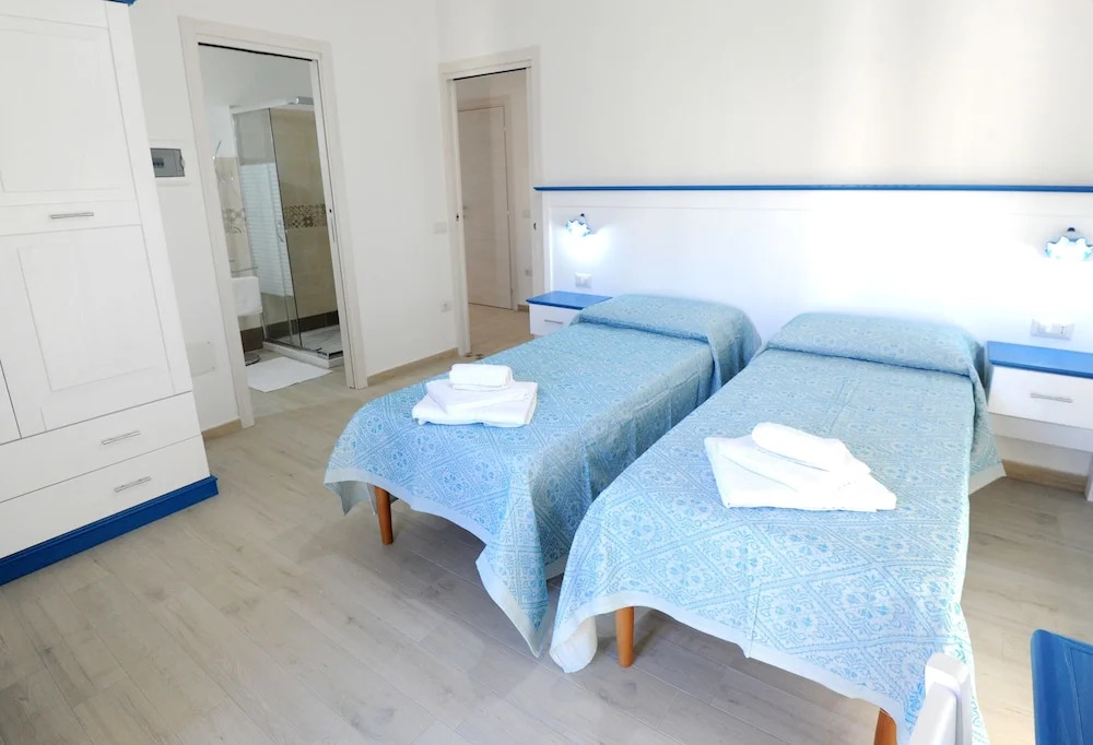 INAH Rooms