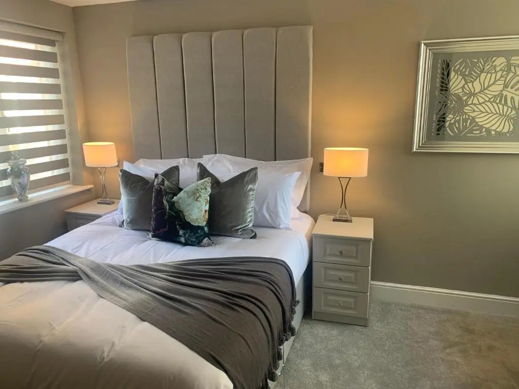 Willshaw Suites for families over 25 only