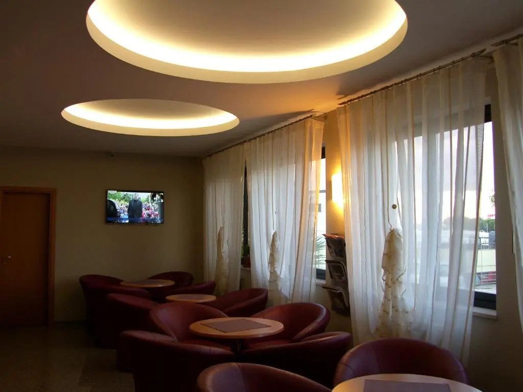 Hotel Genius