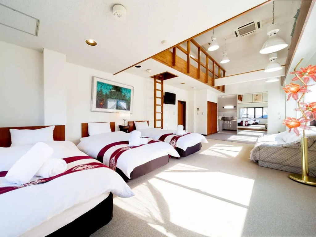 Petit Hotel P-Bow