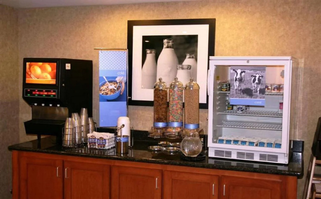 Hampton Inn & Suites Cedar Rapids