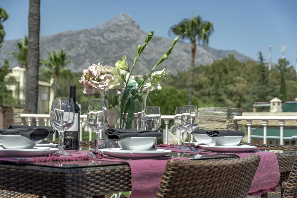 Lbp - 3 Bedroom Penthouse in Nueva Andalucia