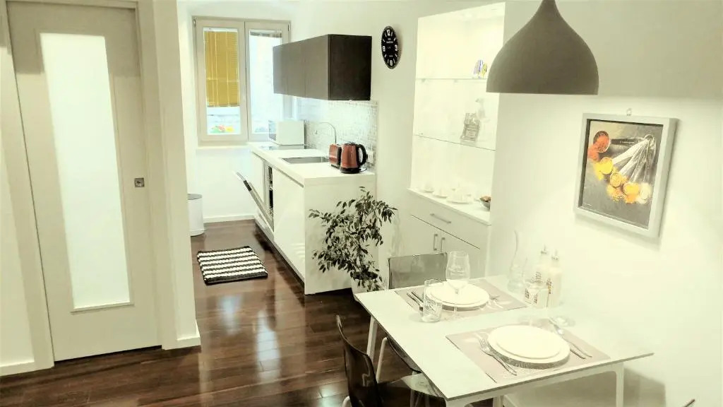 Studio Apartment Offside