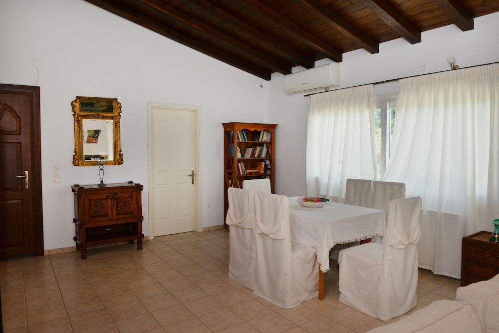 Orestis Suites