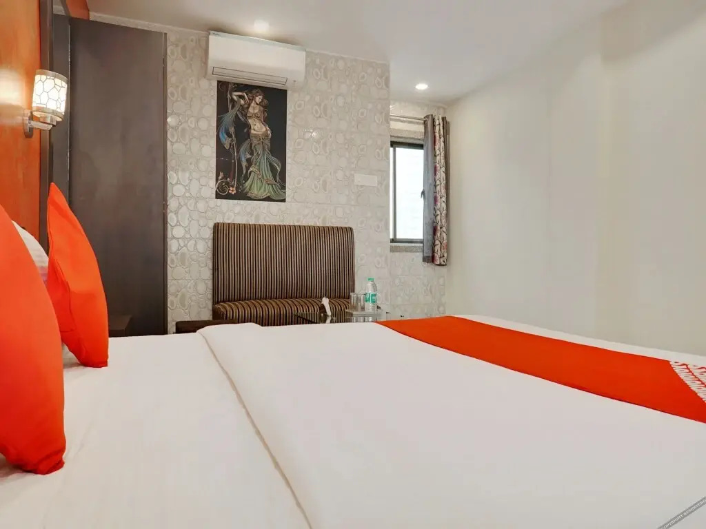 Orient Bay Inn By OYO Rooms