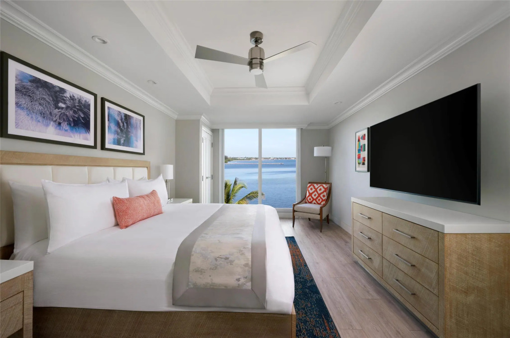 Sunsuites Villas At Sunseeker Resort, Curio By Hilton