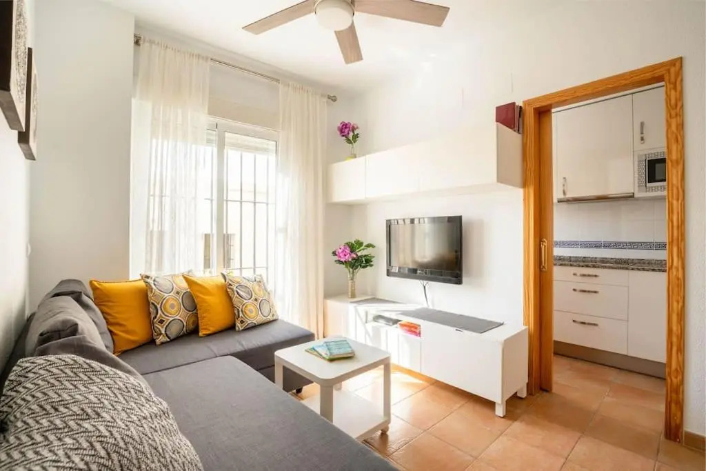 Apartamento centro Rota. 2 minutos de la playa..