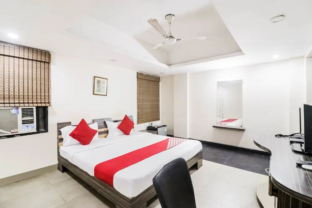 OYO 9131 Hotel Apsara