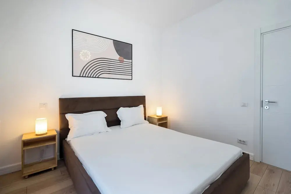 Uphome Suites