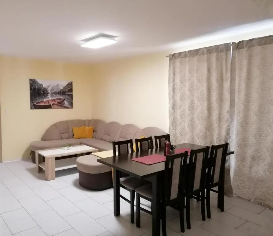Sunny House