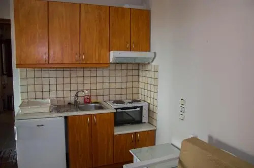 Paradise Studios & Apartments
