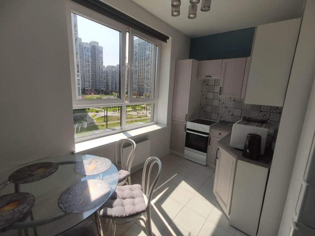Apartments on Yunost street 7