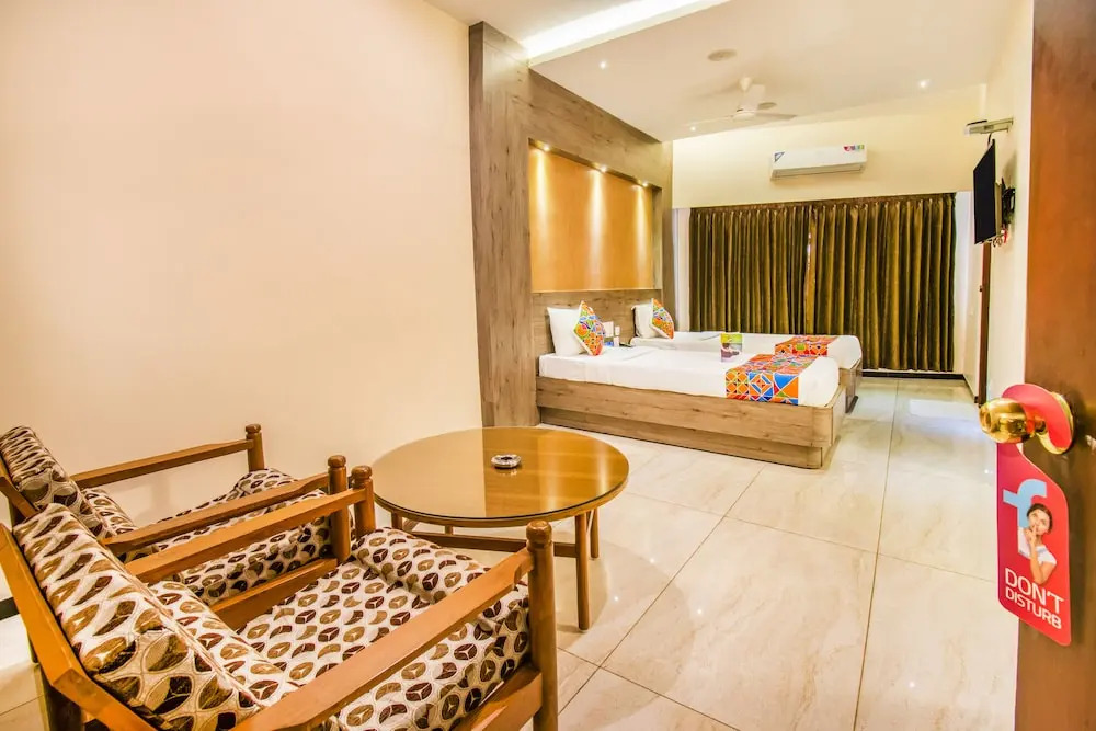 FabHotel Thaai Railway Station