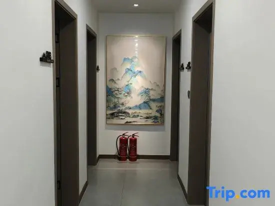 Guanshan Yaju・Spring Mountain View Hot Spring Homestay (Yichun Wentang Mingyue Ganguqing Inn)