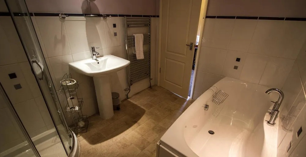Haigs Hotel