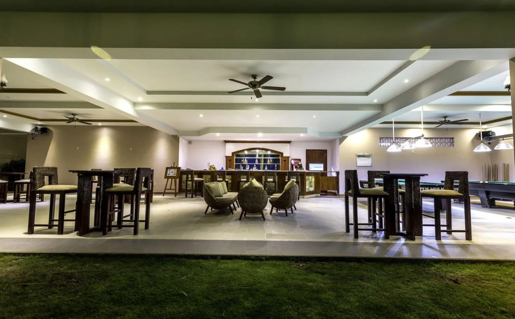 Lotus Muine Resort & Spa