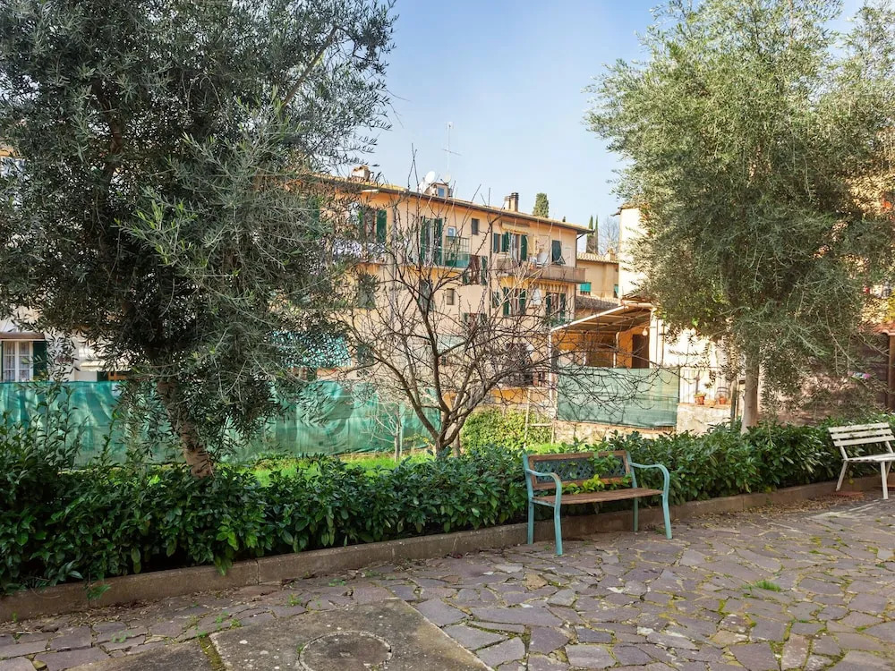 Vintage Holiday Home in Greve in Chianti With Terrace