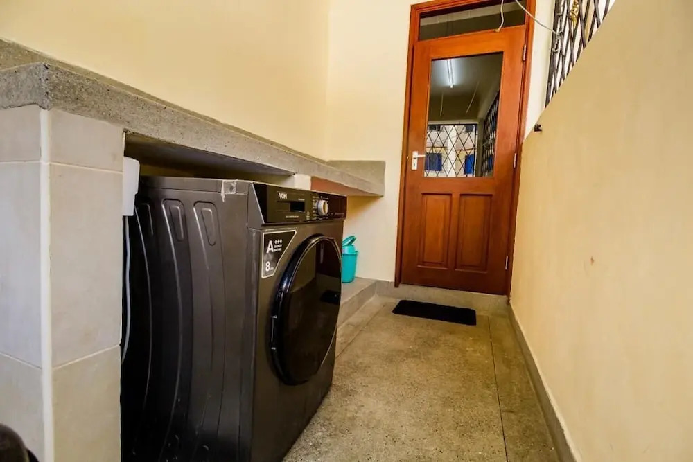 Lux Suites Liz Royal Apartments Nyali