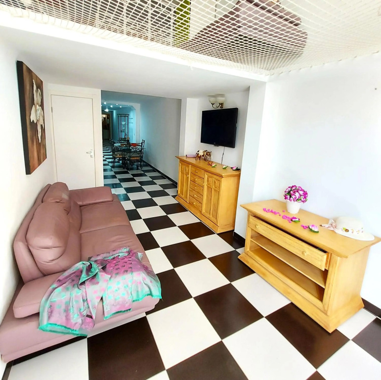 ELEGANT 2 BEDROOMS, Wifi free