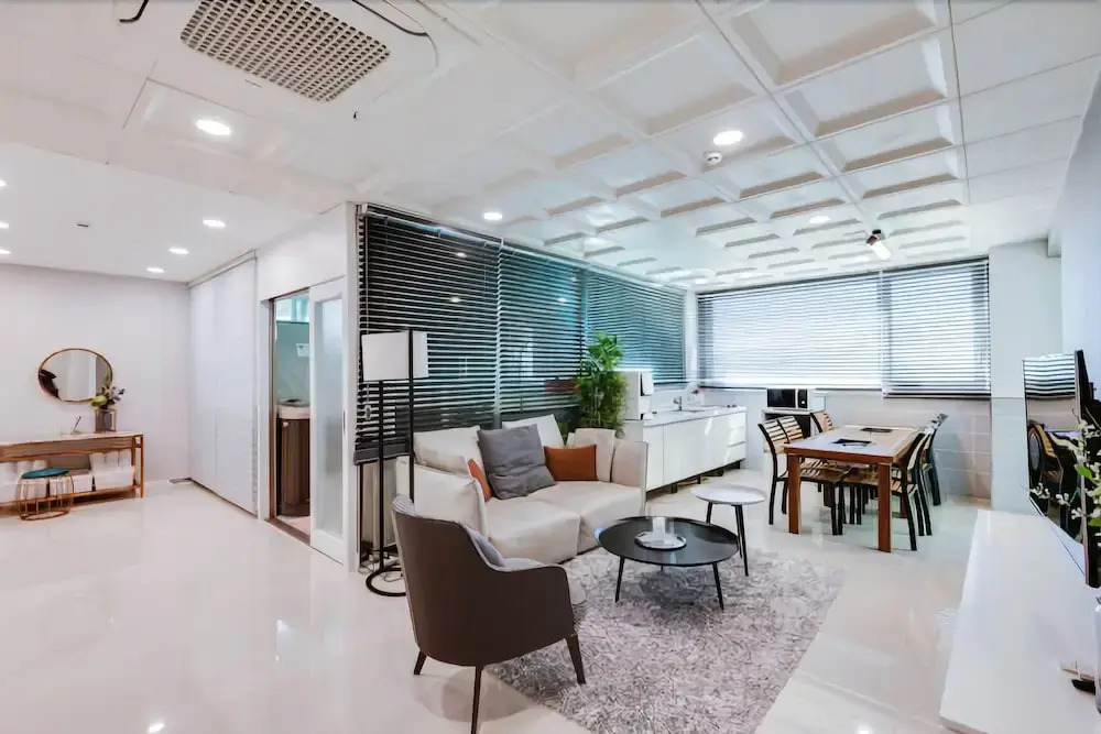 Geoje Mr. Jun Pool Villa