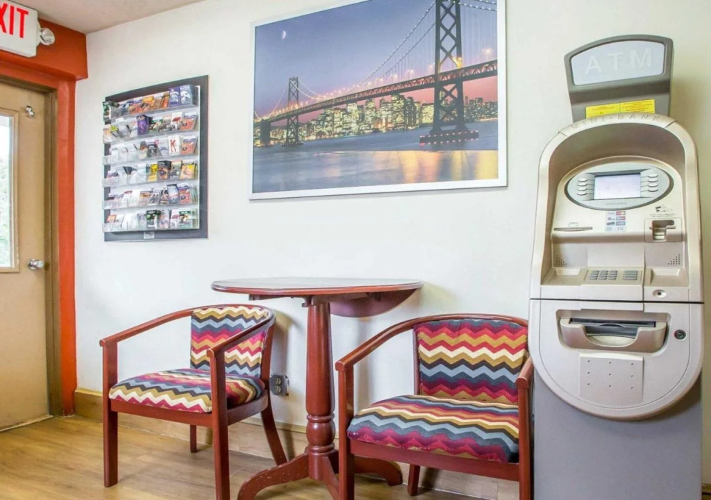 Econo Lodge Fort Lee