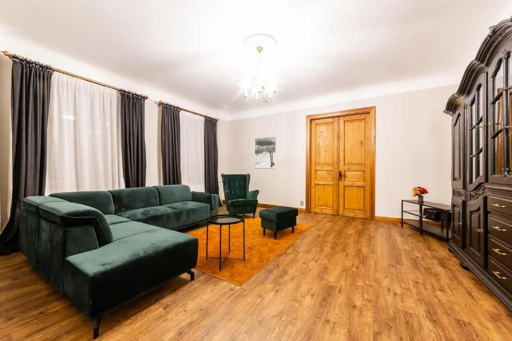 Gourmet Storie's AP 68sqm Renovated Free parking