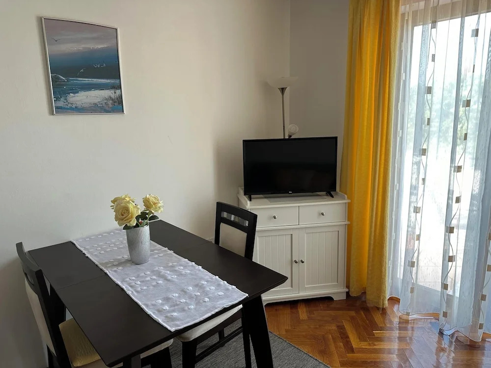 Apartments Dujmović