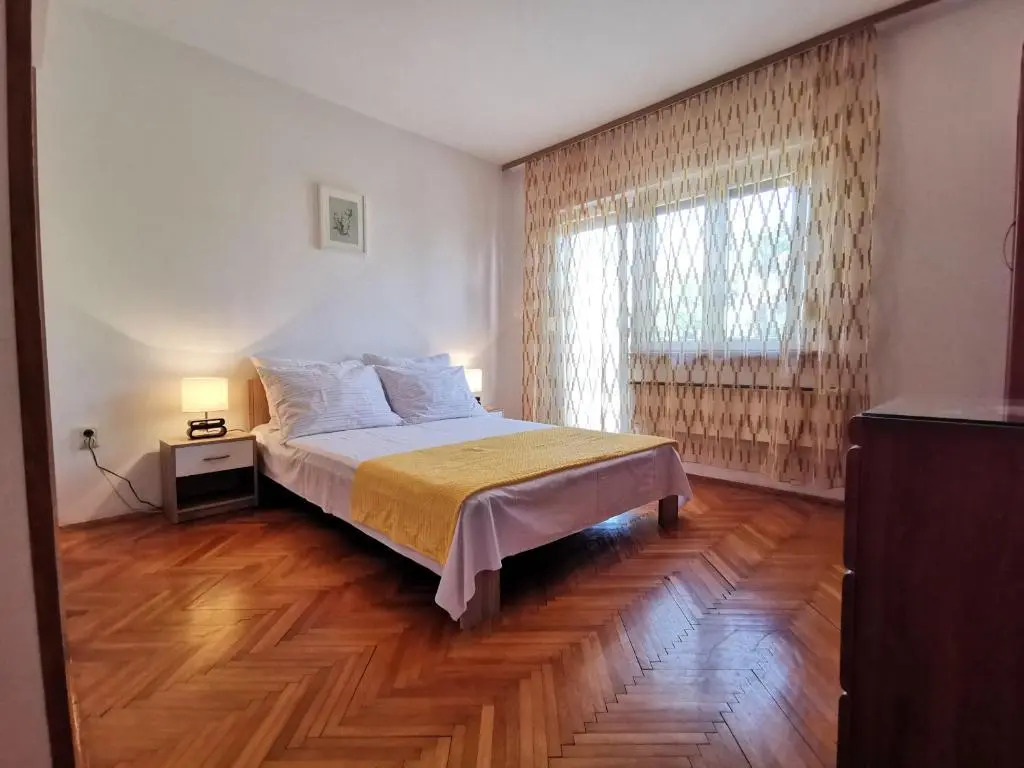 Edita 2+1