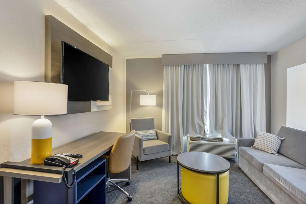 Comfort Inn & Suites Voorhees-Mt Laurel