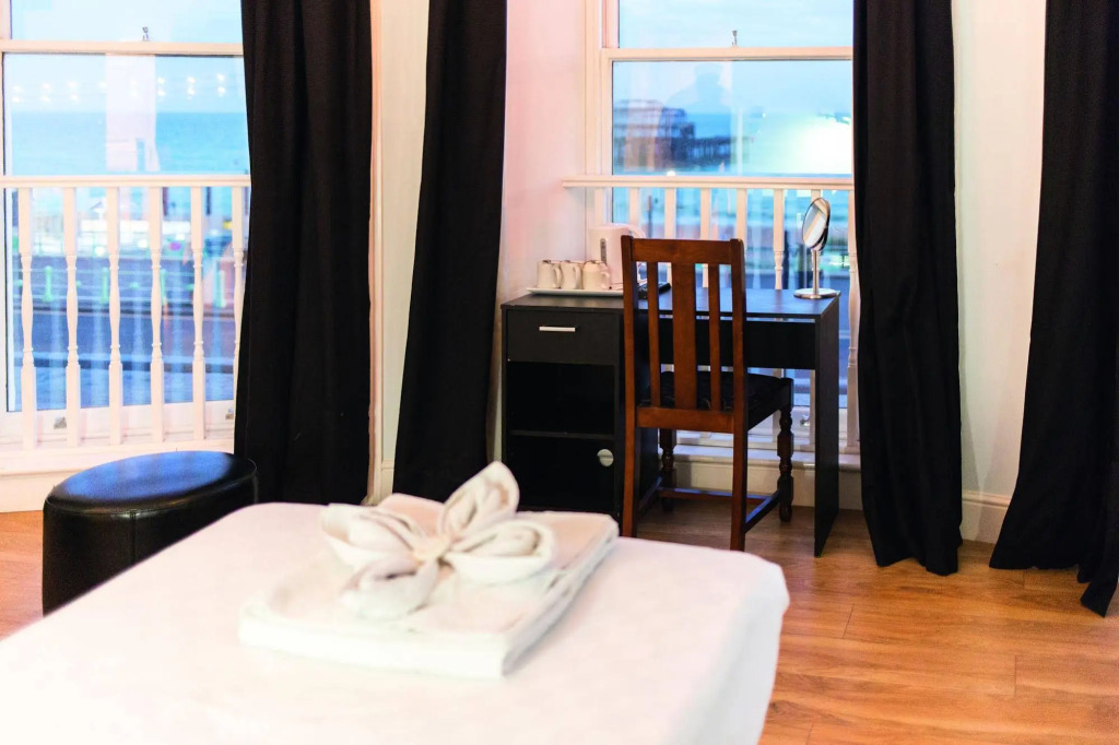 West Beach Hotel Brighton