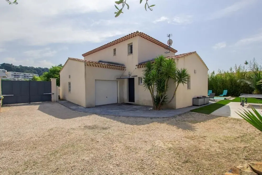 Homelly - Belle Maison avec piscine