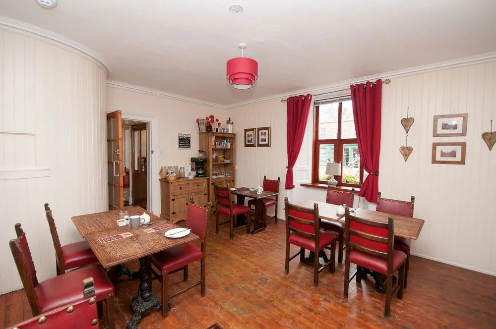 Red Lion, Coorie Inn
