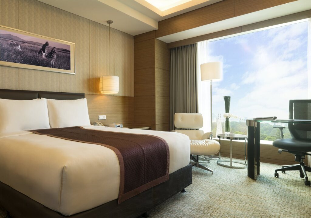 JW Marriott Hotel and Suites Saigon