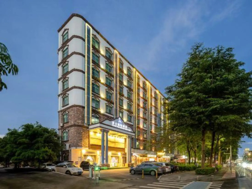 WEESH  hotel