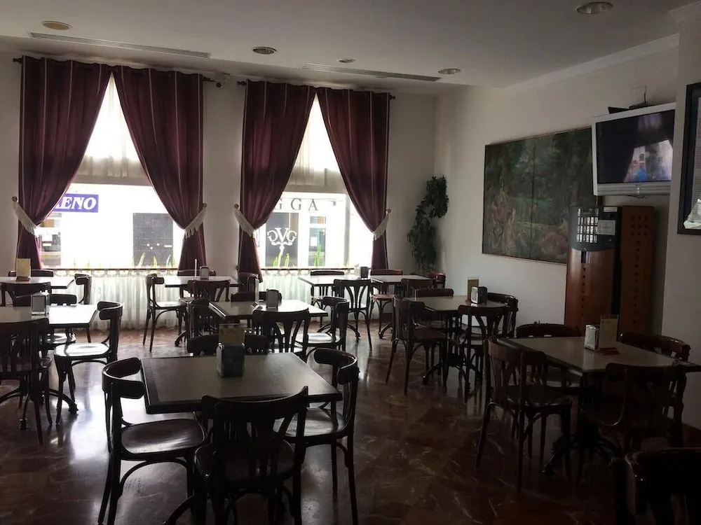 Hotel Peña de Arcos