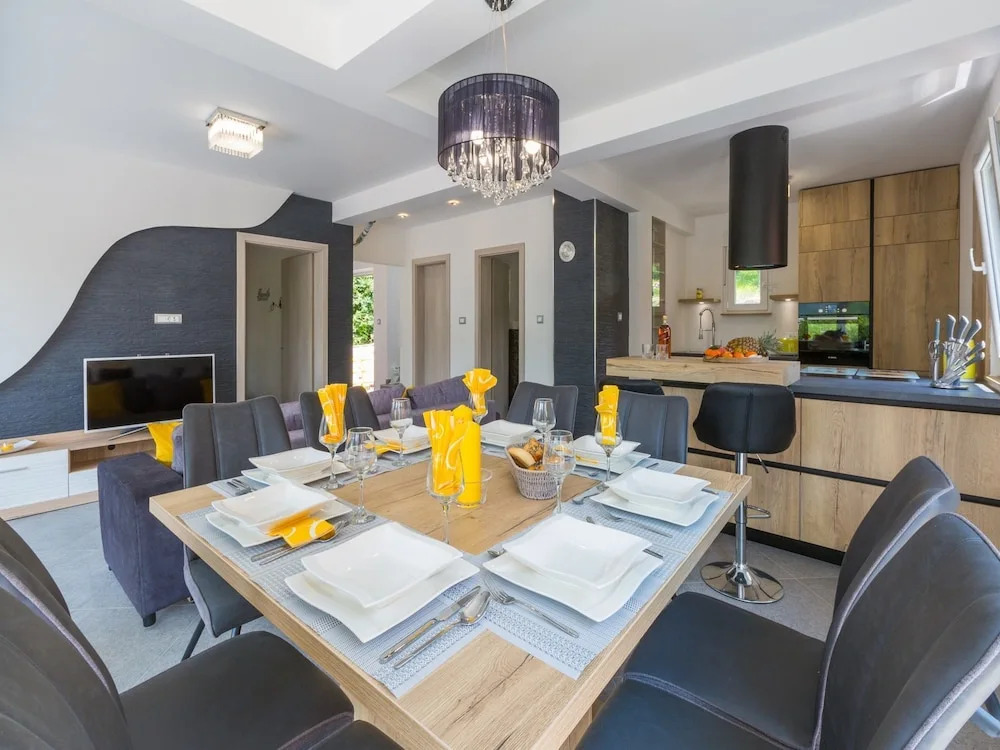 House Villa Solaris