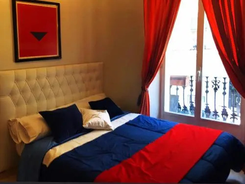 BOOKINGHAM ★Apartaments & Suites