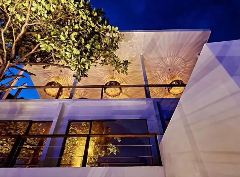 Laola Surf Residence