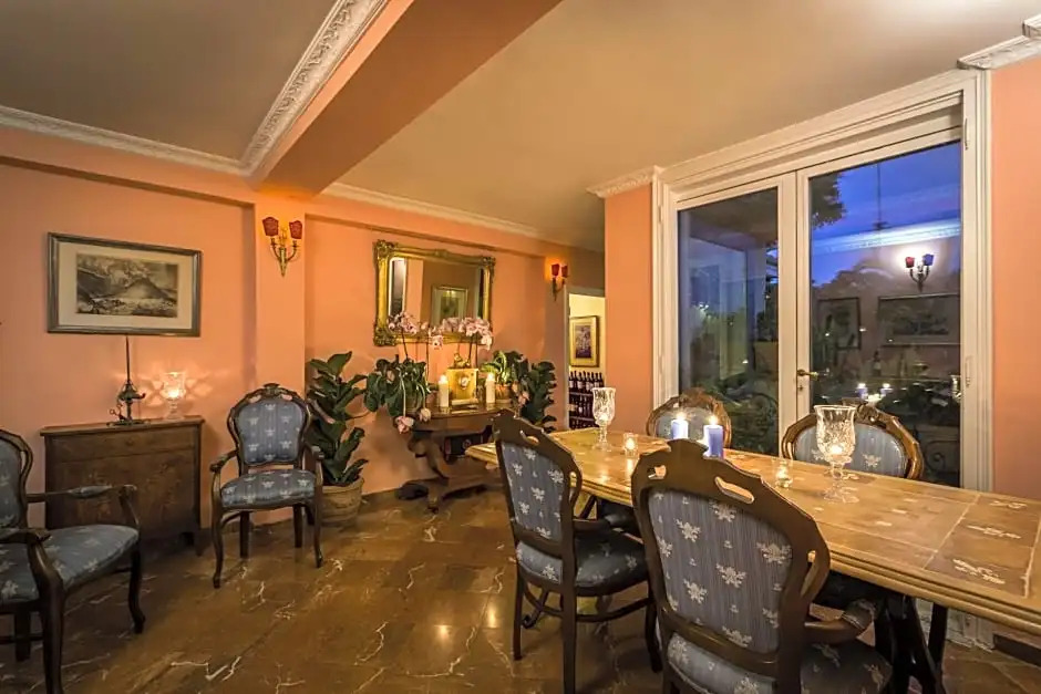 Episcopo Lipinsky Luxury Suites